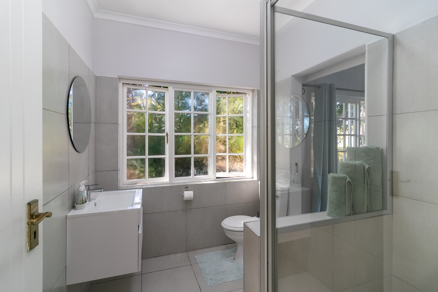 4 Bedroom Property for Sale in Belvidere Estate Western Cape